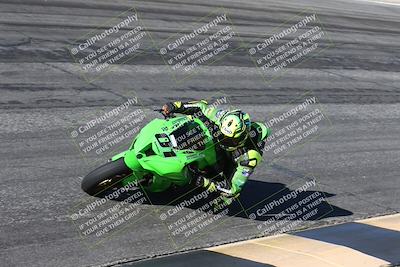 media/Jan-16-2026-CVMA Friday Practice (Fri) [[6f2bf47531]]/5-Racer 4-Trackday1/Session 2 (Bowl)/